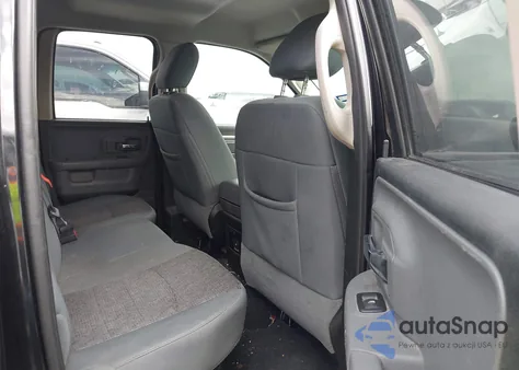 2016 Ram 1500 Lone Star z USA, uszkodzony, nr VIN 1C6RR6GG6GS270083